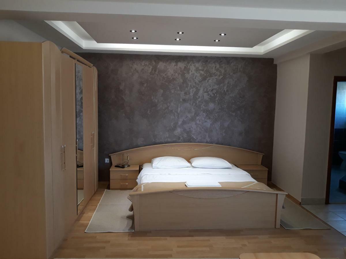 Motel Lav Čapljina Exteriör bild